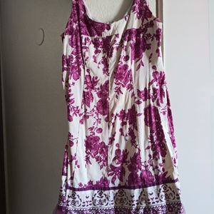 Jones Studio size 16 cream and purple dress 🍾